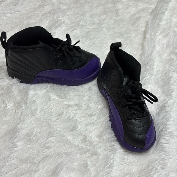 Jordan 12 Retro Black/Field Purple - Picture 3 of 3